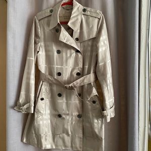 Burberry Brit trench coat size 10
